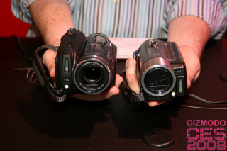 Illustration for article titled Canon's HD Vixia HF10 and HF100 Need No Tape
